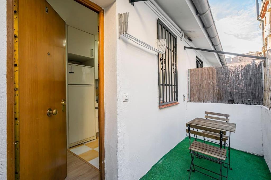 מדריד Bonito Estudio Con Terraza מראה חיצוני תמונה
